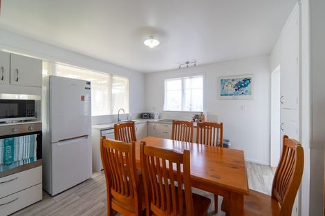 Photo of property in 32 Tomin Road, Glenview, Hamilton, 3206