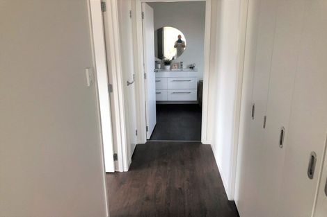 Photo of property in 15 Coutts Way, Fitzherbert, Palmerston North, 4410