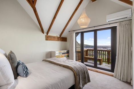 Photo of property in 5 Lapwing Lane, Mount Pleasant, Christchurch, 8081