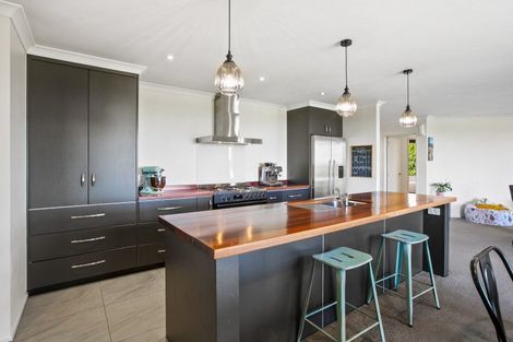 Photo of property in 169 Upper Pitone Road, Pitone, New Plymouth, 4374