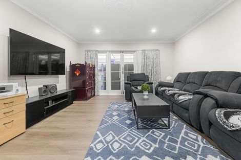 Photo of property in 3 Fleming Street, Manurewa East, Auckland, 2102