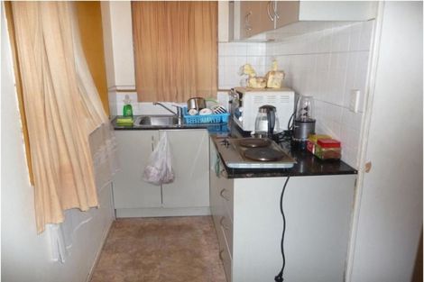 Photo of property in 6/3 Koromiko Street, New Lynn, Auckland, 0600