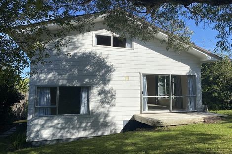 Photo of property in 4a Lavery Place, Sunnynook, Auckland, 0632