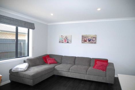 Photo of property in 41 San Priamo Place, Paraparaumu Beach, Paraparaumu, 5032