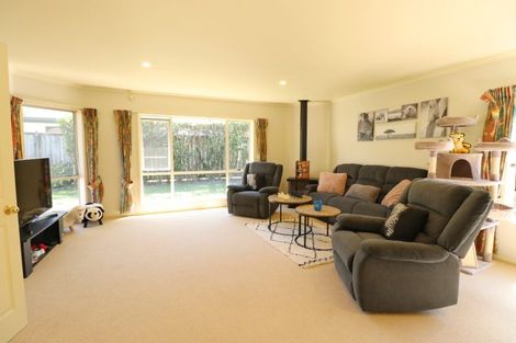 Photo of property in 8 Grosvenor Place, Rototuna, Hamilton, 3210