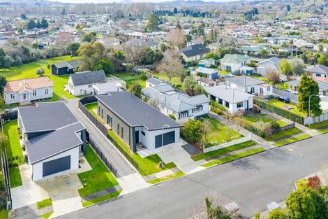 Photo of property in 8 Holyrood Terrace, Waipukurau, 4200