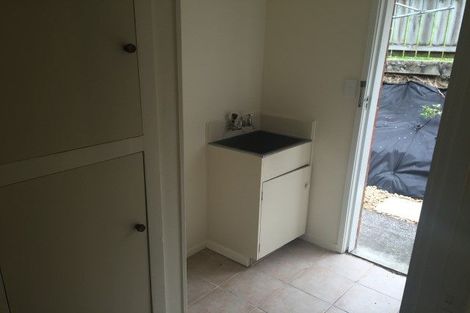 Photo of property in 4/10 Miro Street, New Lynn, Auckland, 0600