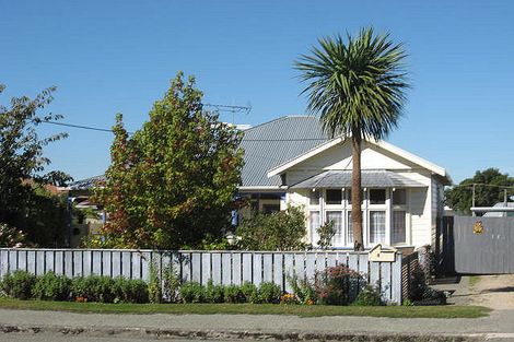 Photo of property in 1 Harris Street, Waimate, 7924