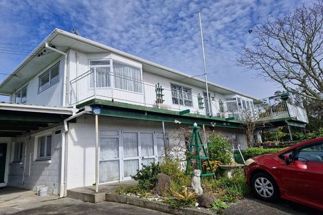 Photo of property in 2 Alexander Avenue, Torbay, Auckland, 0630