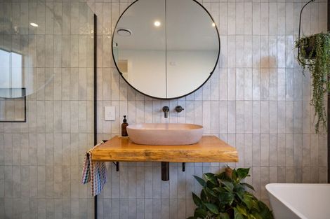 Photo of property in 9 Howden Drive, Jacks Point, 9371