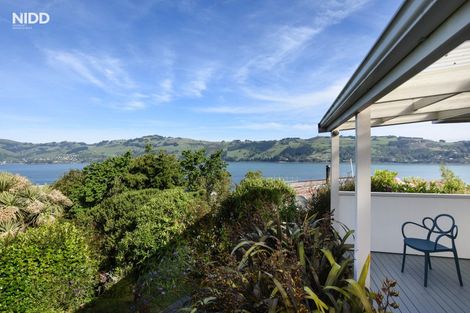 Photo of property in 28 Athol Place, Ravensbourne, Dunedin, 9022