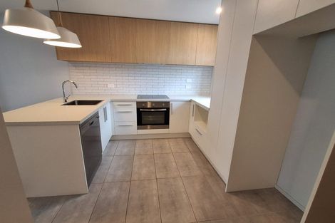 Photo of property in 2/8 New Brighton Road, Shirley, Christchurch, 8061