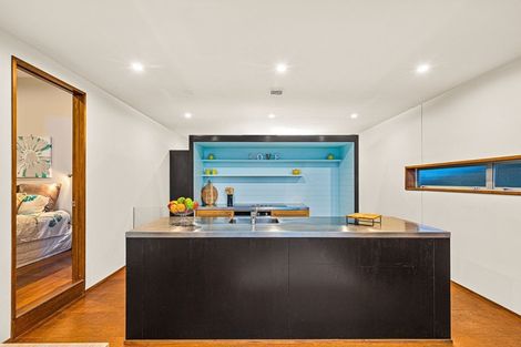 Photo of property in 8a Wairata Place, Te Atatu South, Auckland, 0610