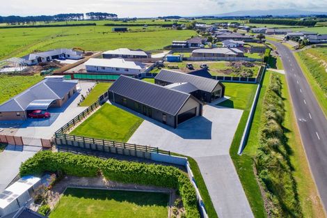 Photo of property in 22 Larlin Drive, Hawera, 4675