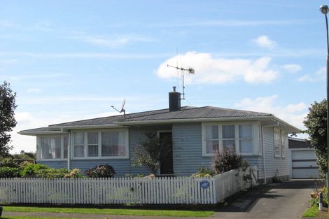 Photo of property in 33 Rogers Street, Castlecliff, Whanganui, 4501