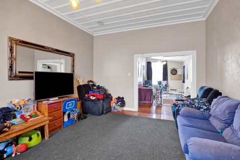 Photo of property in 221a South Road, Hawera, 4610