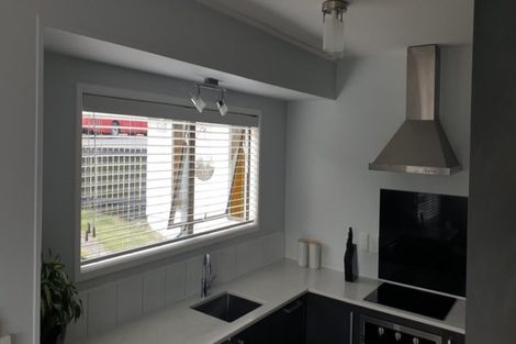 Photo of property in 13 Wesleydale Place, Papakura, 2110