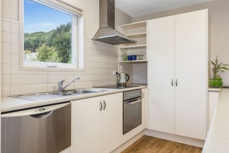 Photo of property in 9 Botany Lane, Whitby, Porirua, 5024