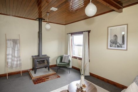 Photo of property in 24 Lune Street, South Hill, Oamaru, 9400
