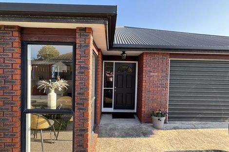 Photo of property in 22a Dunedin Street, Redwood, Christchurch, 8051