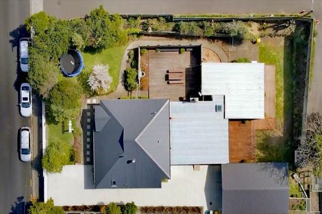 Photo of property in 32 Frankmoore Avenue, Johnsonville, Wellington, 6037