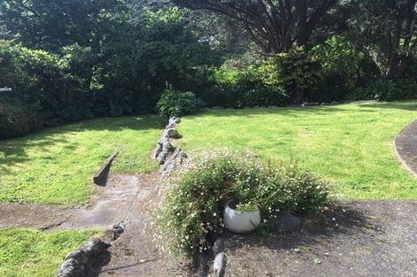 Photo of property in 8 Mira Grove, Paekakariki, 5034