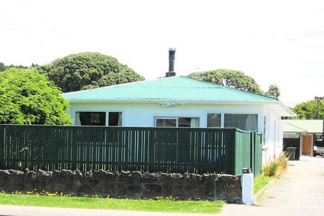 Photo of property in 200 Estuary Road, South New Brighton, Christchurch, 8062