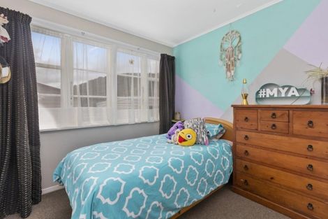 Photo of property in 76 Wilkie Crescent, Naenae, Lower Hutt, 5011