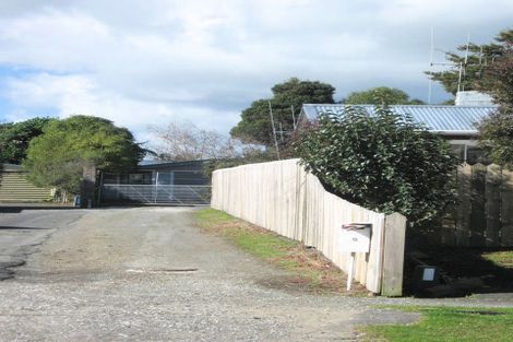 Photo of property in 9 Beazley Crescent, Tikipunga, Whangarei, 0112