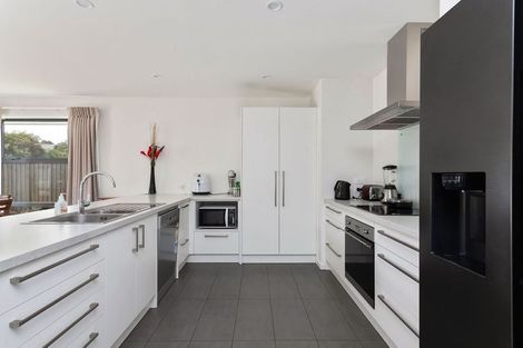 Photo of property in 31 Robert Duncan Road, Belfast, Christchurch, 8051