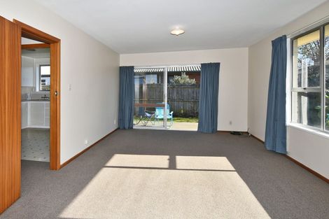 Photo of property in 3/61 Division Street, Riccarton, Christchurch, 8041