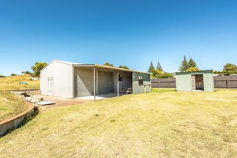 Photo of property in 6 Kamahi Street, Castlecliff, Whanganui, 4501