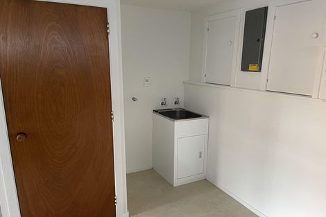 Photo of property in 245 Sunset Road, Sunnynook, Auckland, 0632