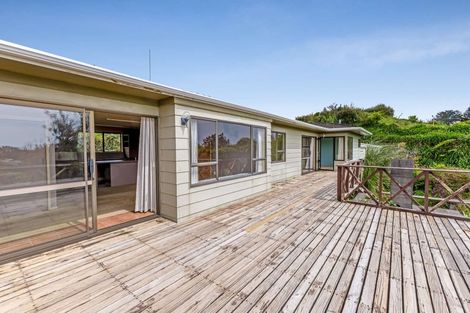 Photo of property in 114b Riversdale Drive, Merrilands, New Plymouth, 4312