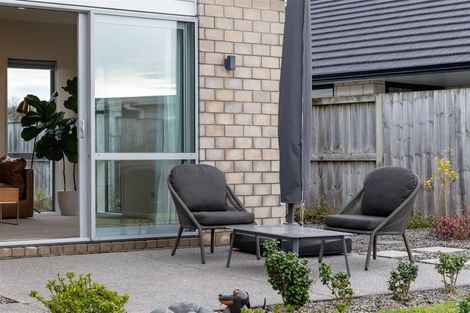 Photo of property in 16 Teatree Close, Huntington, Hamilton, 3210