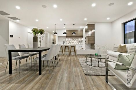 Photo of property in 21 Princes Street, Riverhead, 0820