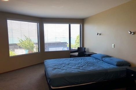 Photo of property in 12 Aspen Grove, Fernhill, Queenstown, 9300