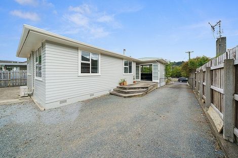 Photo of property in 51 Gillespies Road, Birchville, Upper Hutt, 5018
