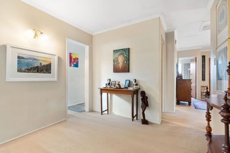 Photo of property in 74 Park Road, Carterton, 5713