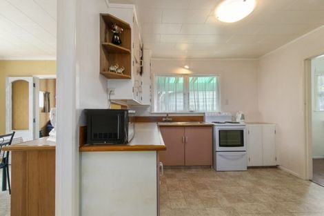 Photo of property in 43 Sunny Grove, Wainuiomata, Lower Hutt, 5014