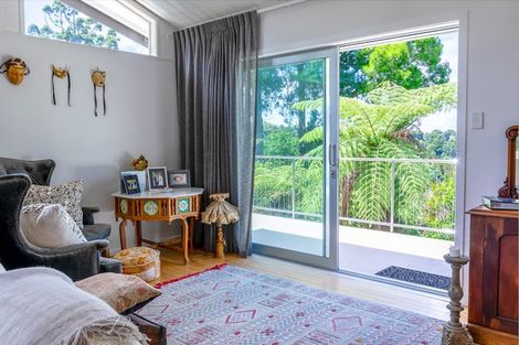 Photo of property in 45 Huia Road, Titirangi, Auckland, 0604