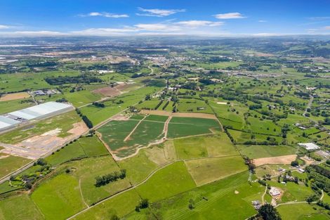 Photo of property in 338 Burtt Road, Runciman, Drury, 2578