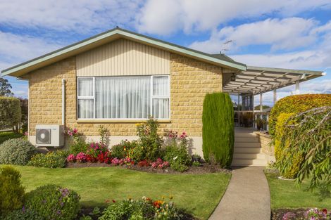 Photo of property in 16 Stuart Street, Holmes Hill, Oamaru, 9401