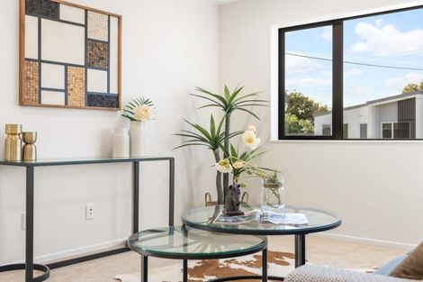 Photo of property in 71a Matipo Road, Te Atatu Peninsula, Auckland, 0610