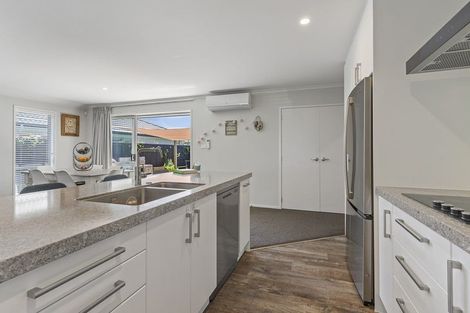 Photo of property in 53 Te Wharo Drive, Papamoa, 3118