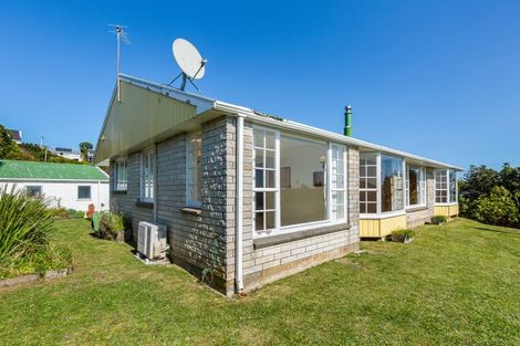 Photo of property in 45 Kahu Road, Paremata, Porirua, 5024