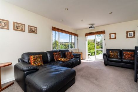 Photo of property in 75a Rangiora Road, Kaiwaka, 0573