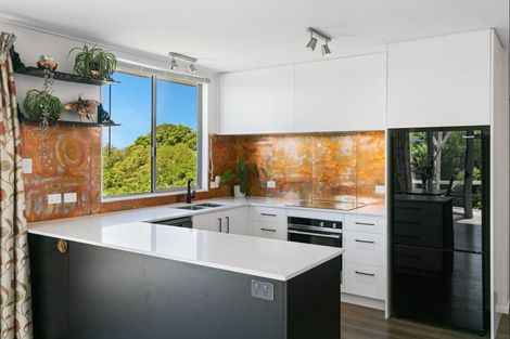 Photo of property in 21 Parerohi Grove, Kuratau, Turangi, 3381