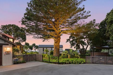 Photo of property in 113d Taylors Mistake Road, Scarborough, Christchurch, 8081