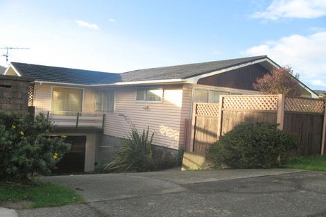 Photo of property in 47 Fyvie Avenue, Tawa, Wellington, 5028